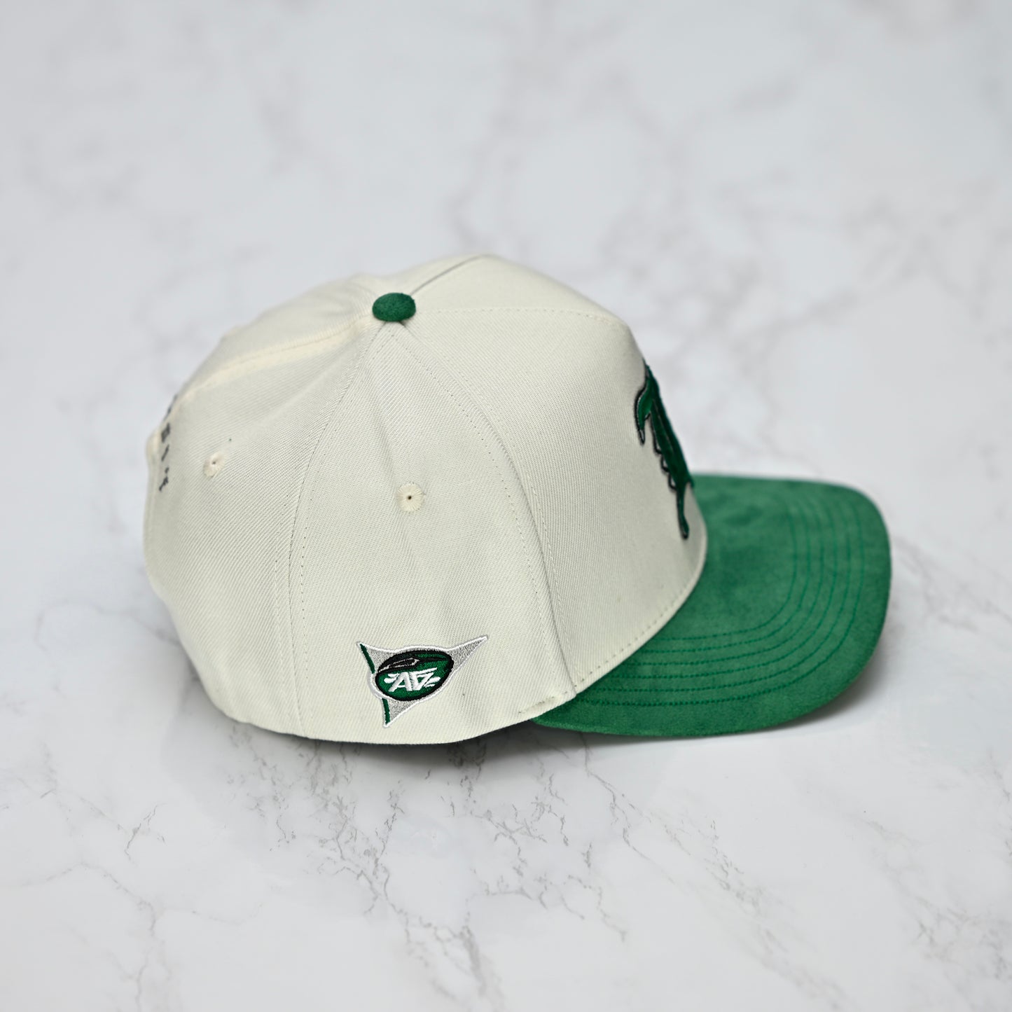 "U.H." Hawai’i Hat